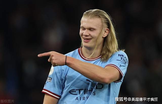  哈兰德回归赛场，惊险取胜首场状态亮眼，阿森纳观众沸腾！