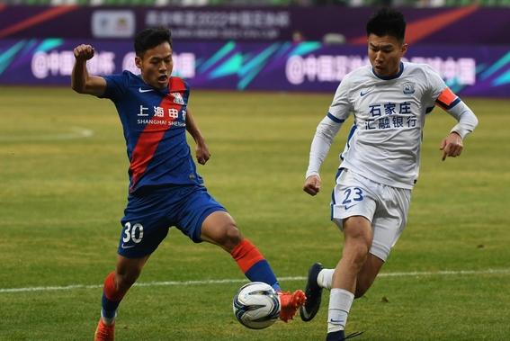 包含库里巅峰对决，大坂直美与40激战快船分钟，战术调整胜负难料！的词条