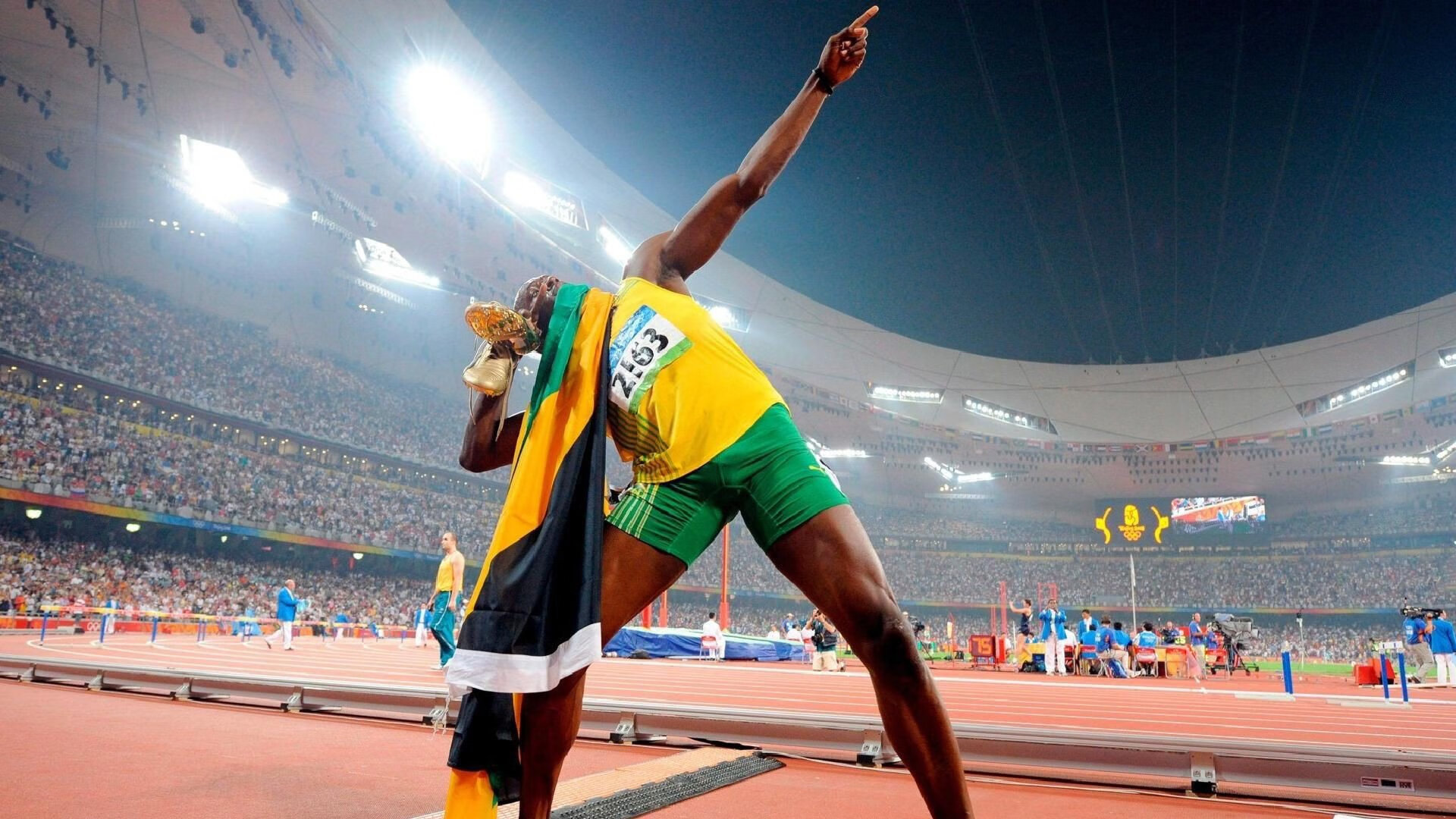 篮球赛场焦点！澳大利亚队对阵荷兰队，年轻新星表现惊艳，未来可期